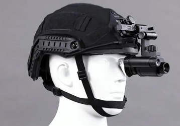 Monocular digital infrared head-mounted night vision device