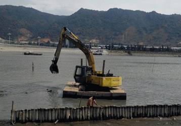 Is laser or infrared better for rangefinders?