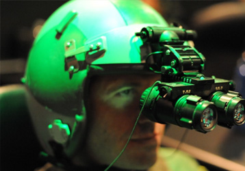 What is the difference between thermal imaging and laser night vision devices? How should we choose?