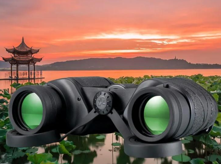 Which monocular telescope is better to buy?