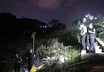 Fishery law enforcement vessels are equipped with multi-functional long-distance handheld observation devices