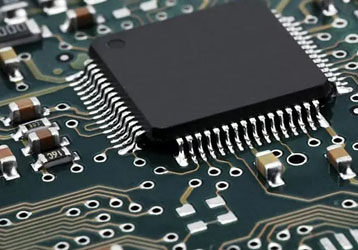 What do you need to know about custom optical lenses?