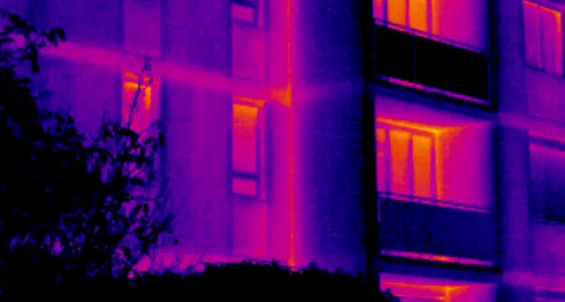 Application of infrared thermal imager in fire fighting and rescue