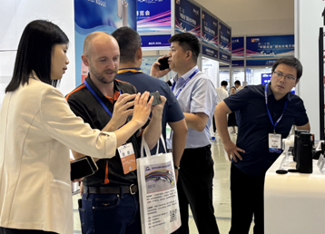 Onick Optics focuses on providing technical solutions for special equipment and optics