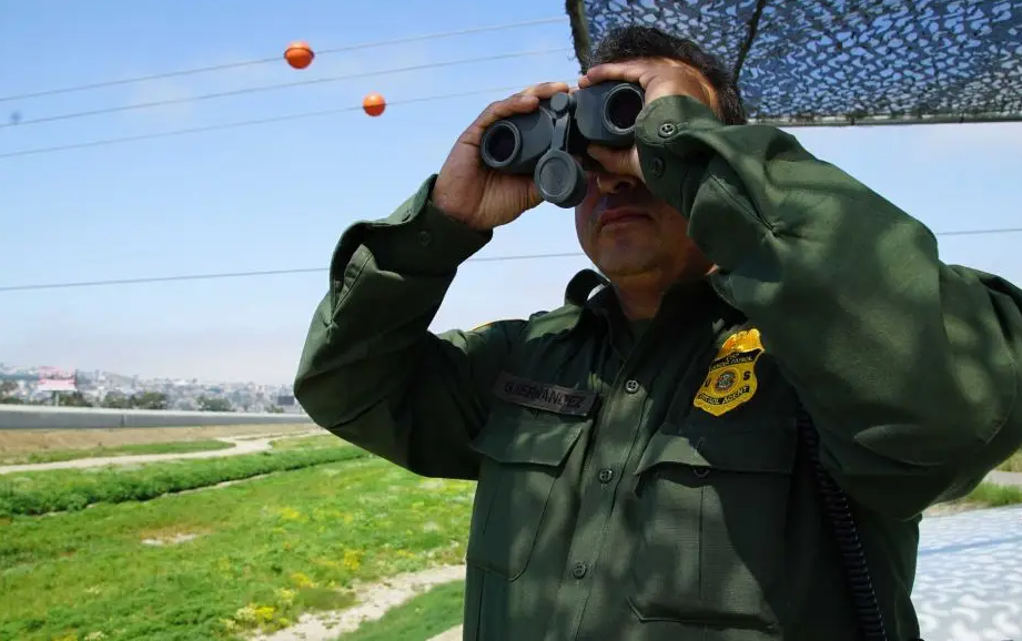 Practical application of telescopes in emergency rescue