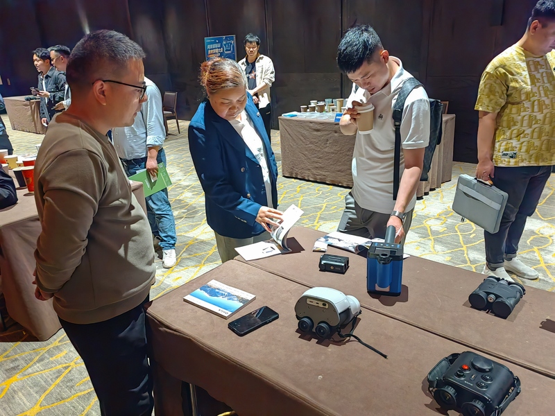 International Trade in Practice + Opportunities and Challenges in the AI Era — Onick Optics Course Insights and New Opportunities for Global Collaboration(pic3) 9096c359-2963-45ec-986a-a8ec7744dd39.jpg