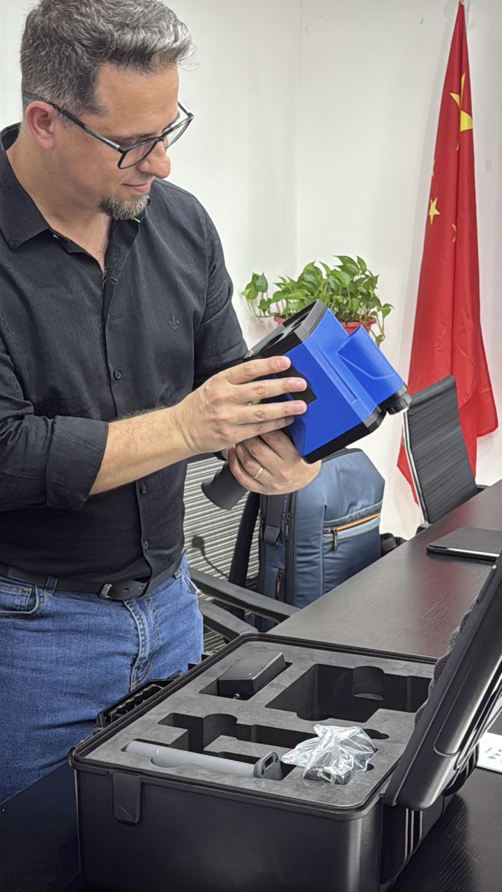 ONICK OPTICS and Brazils Shempo Discuss Strategic Cooperation on Laser Speed Measurement Technology(图3) 4cdbaf270e297f869d0206a64733d1e3.jpg
