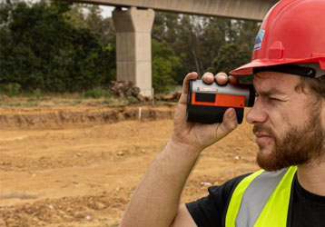 Laser Rangefinder vs GPS: Understanding the Differences and Choosing the Right Measurement Solution